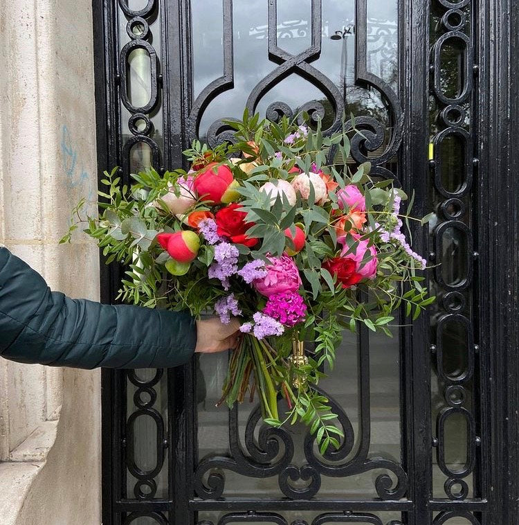Livrer des fleurs dans Paris…On parie ?