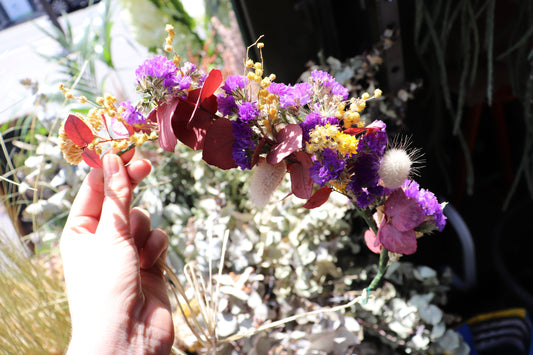 DIY : Fabriquez une couronne de fleurs